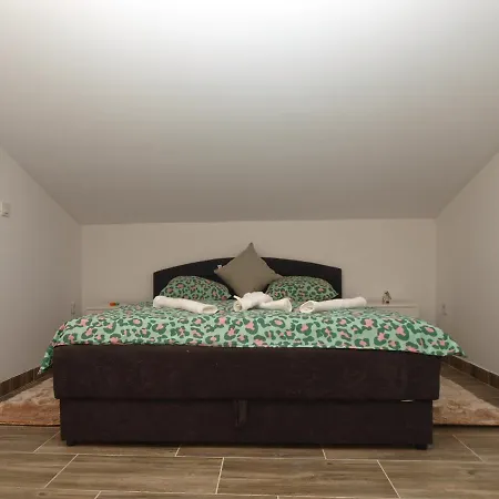 House Katarina 2212 * Peroj