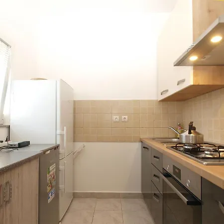House Katarina 2212 * פרוי