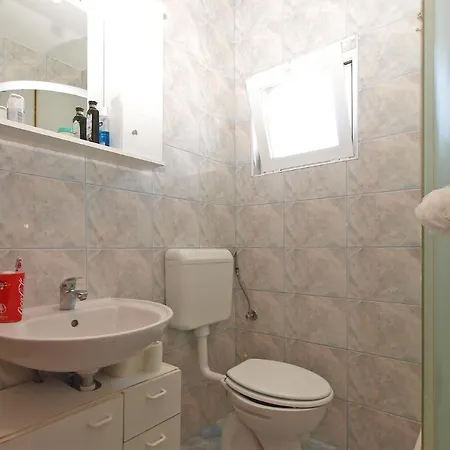 House Katarina 2212 פרוי