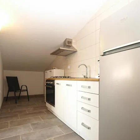 בית נופש House Katarina 2212