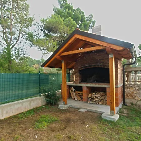 בית נופש House Katarina 2212 פרוי