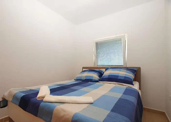 House Katarina 2212 Peroj