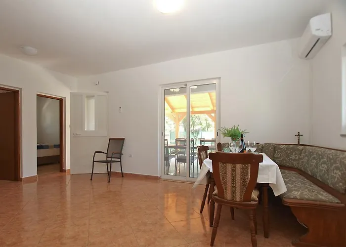 House Katarina 2212 Σπίτι διακοπών Peroj