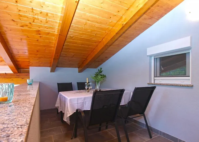 House Katarina 2212 *