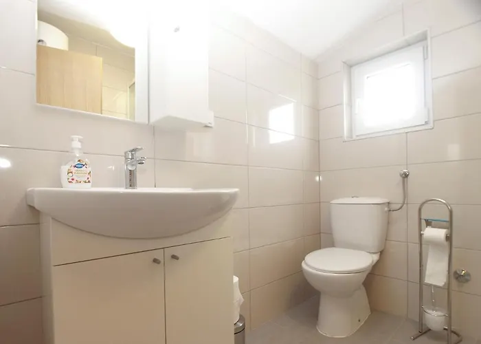 House Katarina 2212 Peroj